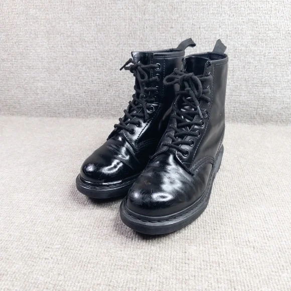 Shoes | Doc Dr Martens Boots Womens 7 Male 6 Black Leather 